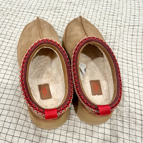 UGG Tazz Platform Shoe - Picture 3 of 8